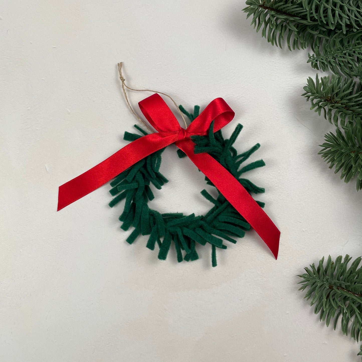 Mini Wreath Decoration - fully adorned with felt sprigs