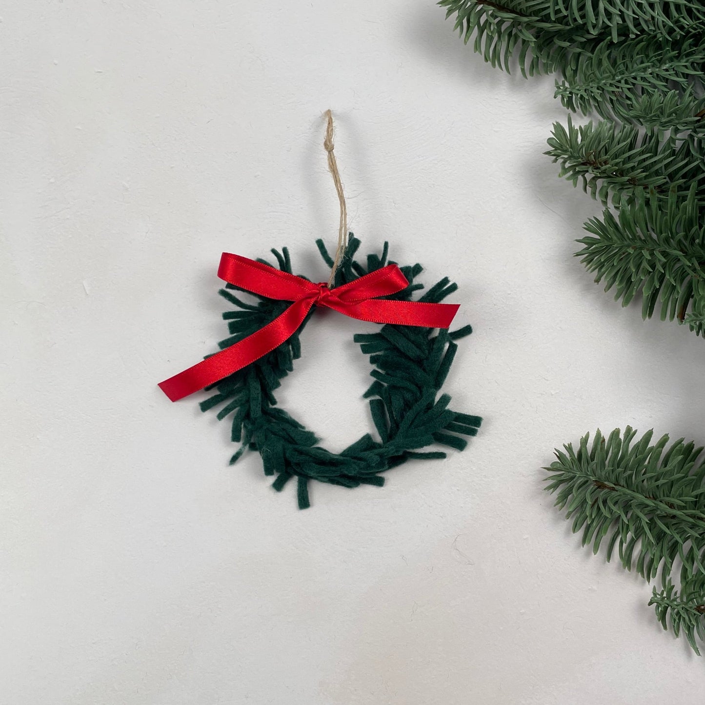 Mini Wreath Decoration - fully adorned with felt sprigs