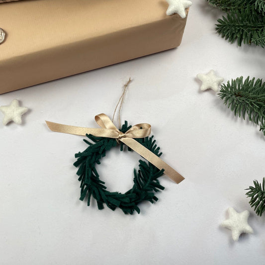 Mini Wreath Decoration - fully adorned with felt sprigs