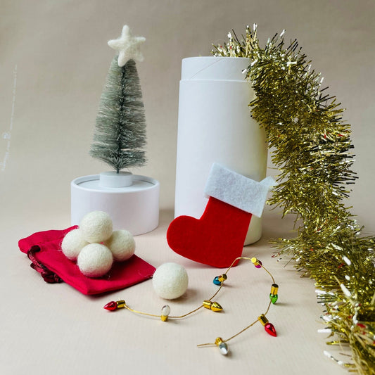 Christmas desk decorating kit - The Little Bramble Co